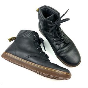 Dr. Martens Maelly black leather lace up booties size 8